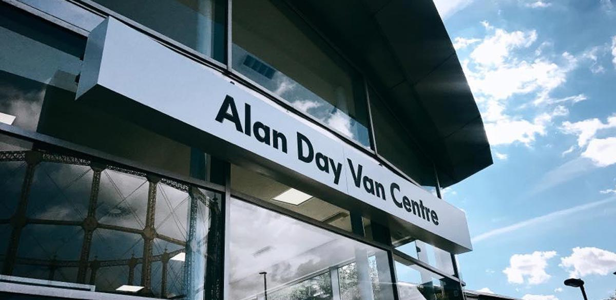 Alan Day Van Center