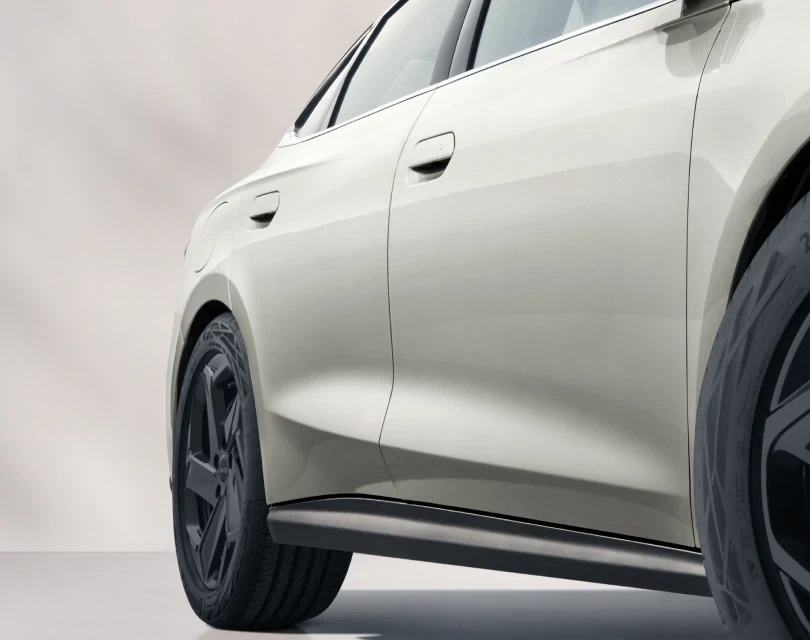 SEAL 6 DM-i rear wheel arch