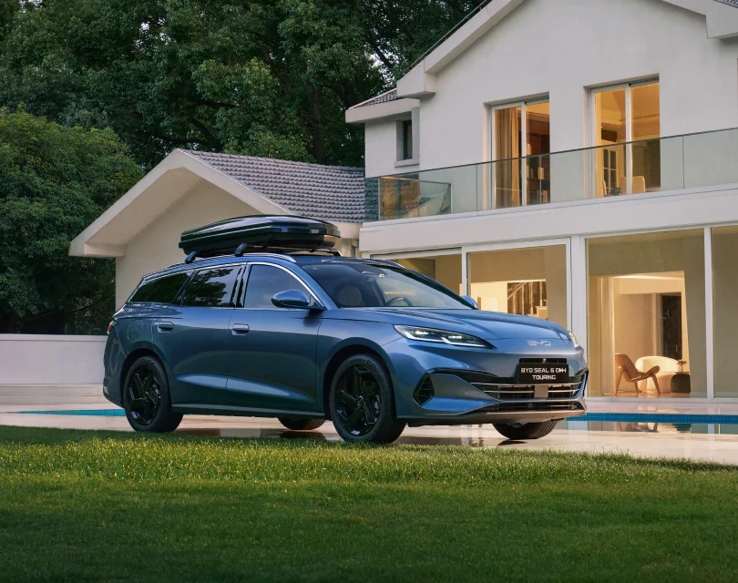 SEAL 6 DM-i rugged roof rails